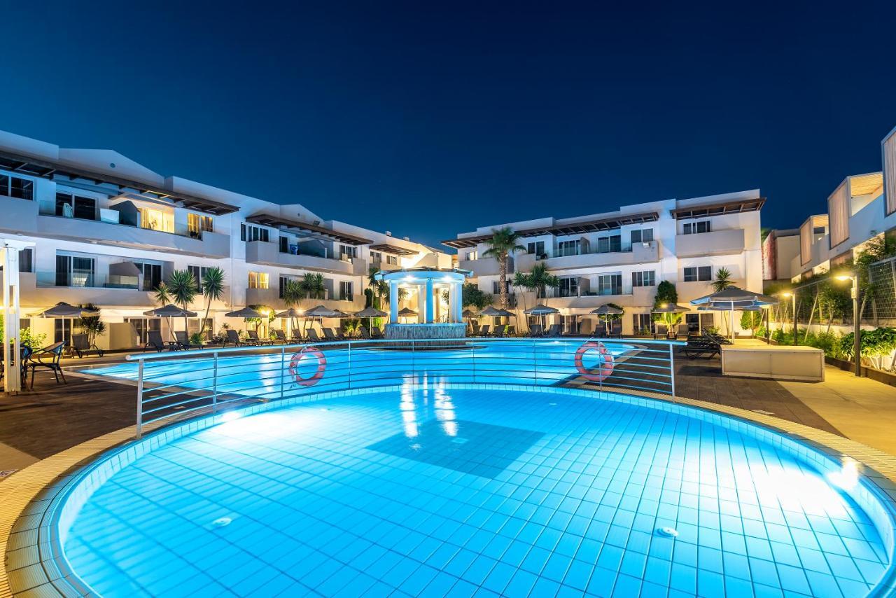 Hotel Pelopas à Tigaki Extérieur photo