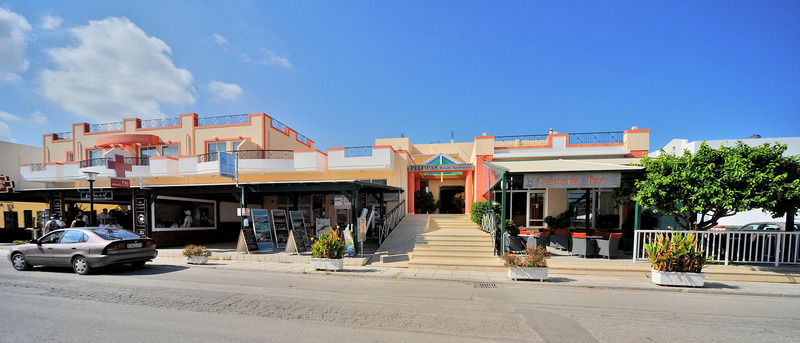 Hotel Pelopas à Tigaki Extérieur photo